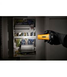 Фонарь светодиодный аккумуляторный DeWALT DCL183