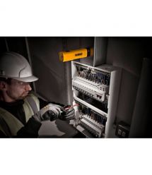 Фонарь светодиодный аккумуляторный DeWALT DCL183