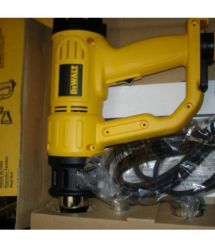 Пістолет гарячого повітря - фен мережевий DeWALT D26411
