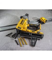 Пистолет гвоздезабивной аккумуляторный бесщёточный DeWALT DCN890P2