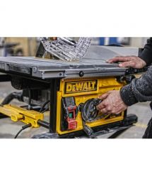 Пила настільна мережева DeWALT DWE7492