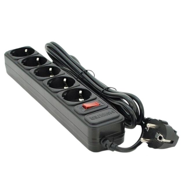 Сетевой фильтр Maxxter 3 м.,5 розеток с выключателем, черный.