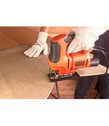 Пила лобзиковая сетевая BLACK+DECKER BES603