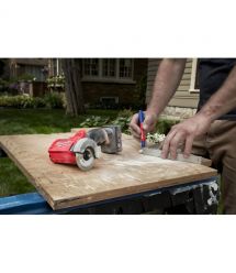 Milwaukee Шлифмашина угловая аккумуляторная M12 FCOT 76мм 12В 1кг