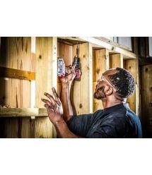 Skil Шуруповерт-дрель ударная аккумуляторная 3085 CA XP 1х5А·час 130Нм 600·2100об·мин 1.65кг