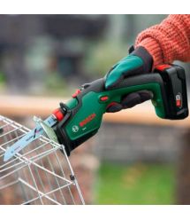 Bosch Пила сабельная аккумуляторная KEO 18В пропил 80мм ход 20мм 1.4кг без АКБ и ЗП