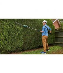 Bosch Кусторез аккумуляторный UniversalHedgePole 18 18В 43см шаг реза 16мм 3.6кг без АКБ и ЗП