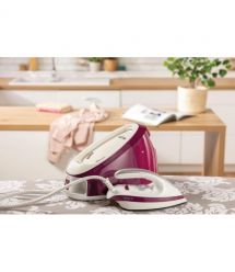 Gorenje Утюг-парогенератор, 2800Вт, 1700мл, паровой удар -140гр, керам. подошва, бордовый