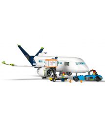 LEGO Конструктор City Пассажирский самолет