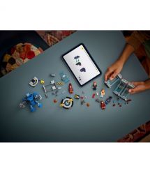 LEGO Конструктор Super Heroes Лаборатория Железного Человека: зал брони