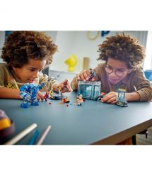 LEGO Конструктор Super Heroes Лаборатория Железного Человека: зал брони