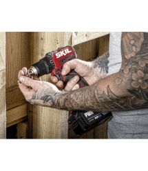 Skil Шуруповерт-дрель аккумуляторный 3065 CA Compact 20В бесщеточный 60Нм 500-1800об/мин 0.9кг без АКБ и ЗУ