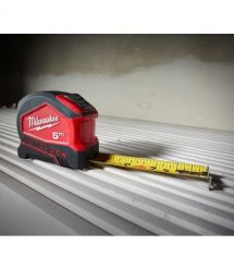 Milwaukee Рулетка Tape Measure Autolock, 8мх25мм, с фиксатором сматывания, АБС-пластик
