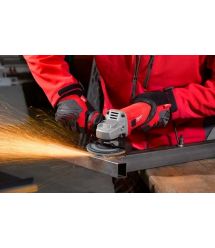 Milwaukee Шлифмашина угловая AGV 10-125 EK 125мм 1000Вт 11000об·мин 2.2кг