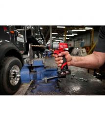Milwaukee Шуруповерт-дрель аккумуляторная M12 FDD2-0 12В 45Нм 450·1550об·мин 1.1кг без АКБ и ЗП