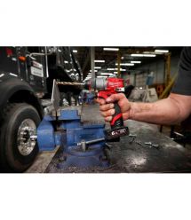 Milwaukee Шуруповерт-дрель аккумуляторная M12 FPD2-402X 12В 2х4А·час 45Нм 450·1550об·мин ЗП M12 кейс 1.4кг