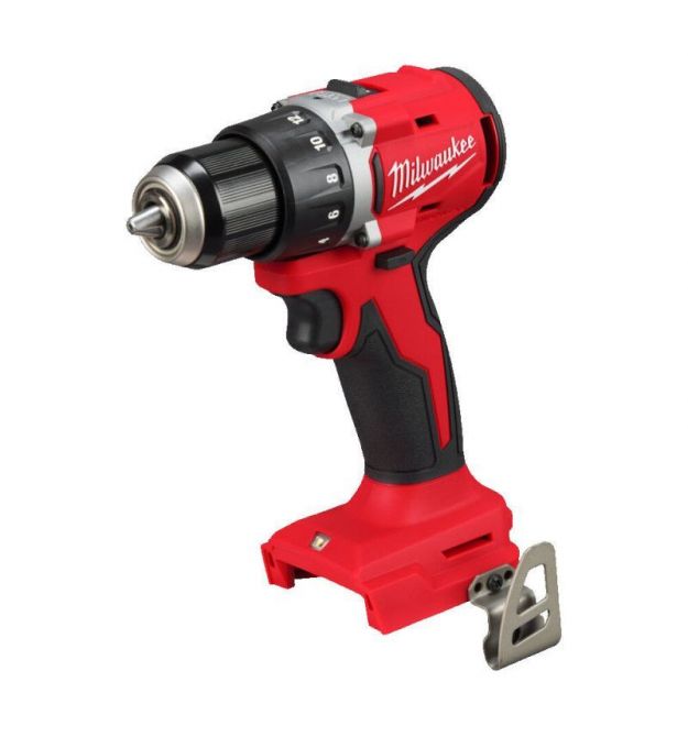 Milwaukee Шуруповерт-дрель аккумуляторная M18 BLDDRC-0 18В 61Нм 550·1700об·мин кейс 1.5кг без АКБ и ЗП