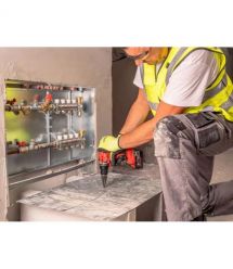 Milwaukee Шуруповерт-дрель аккумуляторная M18 BLDDRC-0 18В 61Нм 550·1700об·мин кейс 1.5кг без АКБ и ЗП