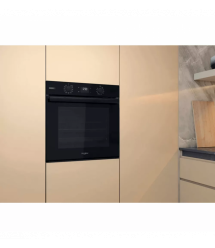 Whirlpool Духовой шкаф электрический, 71л, A+, дисплей, конвекция, телескопические направляющие, пар, черный