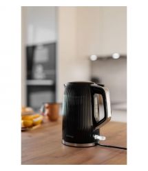 Gorenje Электрочайник 1.7л, Strix-контроль, черный матовый