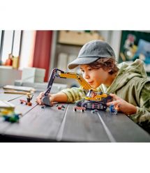 LEGO Конструктор City Жолтый строительный экскаватор