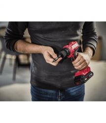 Skil Шуруповерт-дрель аккумуляторная 3011 HB 20В 2х2А·час 55Нм 450·1700об·мин 0.83кг кейс