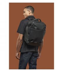 Tucano Рюкзак дорожный Tucano Tugo M Dry Cabin Luggage 15.6", чёрный