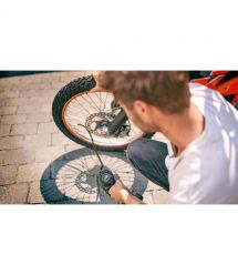 Bosch Автомобильный компрессор аккумуляторный UniversalPump, 18 В, без АКБ и ЗП