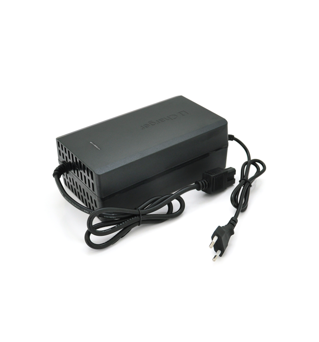 Зарядний пристрій Jinyi для акумуляторів Li-ion 48V8A(54,6V),13S,штекер Triangle plug (T-tipe - IEC - C13 N+L-),з індикацією,BOX