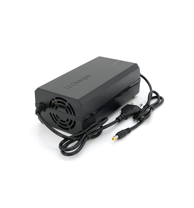 Зарядний пристрій Jinyi для акумуляторів LiFePo4 60V(73V),20S,4A,штекер 5.5*2.5,з індикацією,BOX