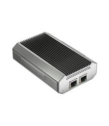 QNAP USB 4 Thunderbolt 3/4 10GbE RJ45