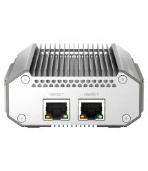QNAP USB 4 Thunderbolt 3/4 10GbE RJ45