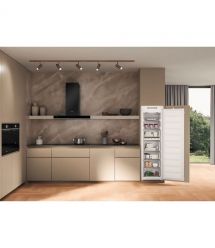 Whirlpool Freezer built-in, 177x54х54.5, 209L, А++, NF, inv., white