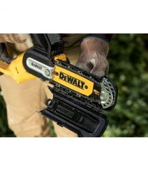 DeWALT cordless chain saw brushless 18V XR Li-lon 8.6m/s bar 20cm 2.1kg without battery and ZP