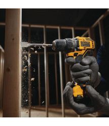 DeWALT Дрель-шуруповерт бесщеточная XR Li-Ion 12В 57.5Нм 425-1500об/мин патрон 10мм 0.9кг без АКБ и ЗП