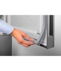 Liebherr Холодильник Liebherr SBS, 185.5x119.4х67.5, холод.відд.-398л, мороз.відд.-271л, 2дв., A++, NF, диспл внутр., нерж