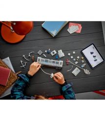 LEGO Конструктор Super Heroes Человек-Паук против Дока Ока: Сцена в метро