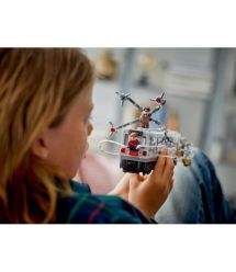 LEGO Конструктор Super Heroes Человек-Паук против Дока Ока: Сцена в метро