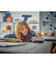 LEGO Конструктор Super Heroes Человек-Паук против Дока Ока: Сцена в метро