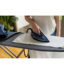 Gorenje Утюг-парогенератор, 3000Вт, 1500мл, паровой удар -160гр, дисплей, керам. подошва, синий