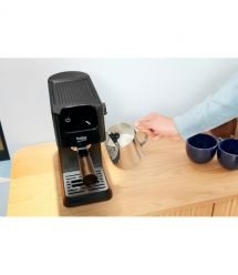 Beko Кофеварка Beko рожковая 1.1л, молотый, ручной капучинатор, подогрев чашек, авторецептов - 5, дисплей, черный