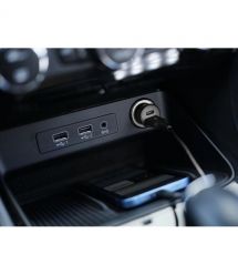 Trust Автомобильное зарядное устройство 38Вт USB-A/USB-C PD, QC, черный