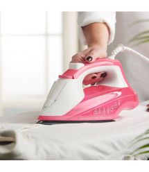 Russell Hobbs Утюг Light&Easy Pro, 2600Вт, 240мл, паровой удар -130гр, постоянный пар - 40гр, керам. подошва, бело-розовый