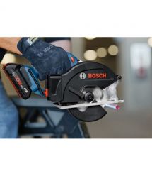 Bosch Пила дисковая GKM 18V-50 аккумуляторая, 2*18 В 5 Ач, 136 мм, 4250 об/мин, 2.2 кг