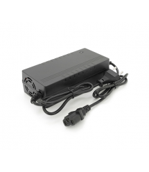 Зарядний пристрій акумуляторів Li-ion 16.8V, 5A, , роз&aposєм Triangle plug (T-tipe - IEC - C13 N+L-), LED-індикація