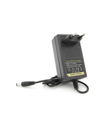 Зарядний пристрій для акумуляторів Li-ion 16.8V,4S,2A, штекер 5,5х2,5мм, LED-індикація