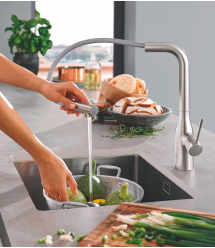 Grohe Смеситель для кухни Accent, дл.излива - 204мм, поворотный/вытяжной, 1рычаг, супер сталь