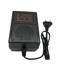 Перетворювач напруги трансформаторний 300W Input 220 V - Output 110V, + універсальна розетка