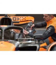 DeWALT Шурупокрут-дриль ударний акумуляторний DeWALT McLaren F1 TEAM LIMITED EDITION 18В 2х