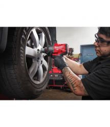 Milwaukee Гайковерт ударний акумуляторний Milwaukee M18 FHIW2F12-0X 18В 1491Нм 0-2000об/хв 1/2" кейс 3.4кг без АКБ та ЗП